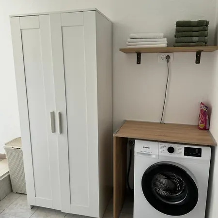 “kresimir” Apartment *